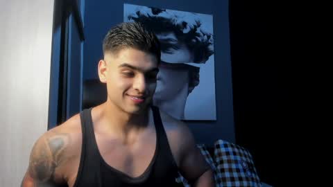 Snapshot of nicolasmuscle chatting on April 11, 2:05 am Andres online show from April 11, 2:05 am