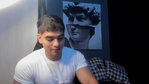 Snapshot of nicolasmuscle chatting on April 30, 5:08 pm Andres online show from April 30, 5:08 pm
