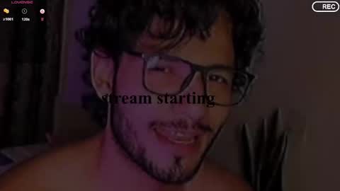 nicolasrodrii online show from December 14, 10:58 pm