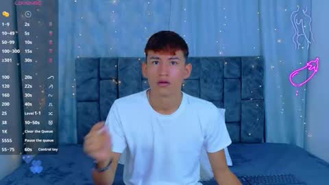 nicolastorres__ online show from April 9, 12:32 am