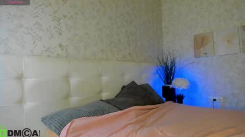 Snapshot of nicole_charm chatting on November 4, 8:08 pm GMT7TueWedThSu 0300am-0900am. Sa 1000am-0400pm online show from November 4, 8:08 pm