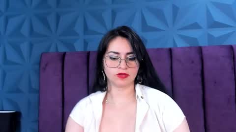 Nicole online show from January 4, 9:54 am