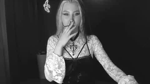 Snapshot of nicole_matt chatting on November 2, 4:26 am Nicole online show from November 2, 4:26 am