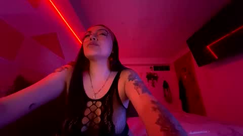 Nicole online show from March 9, 6:17 am