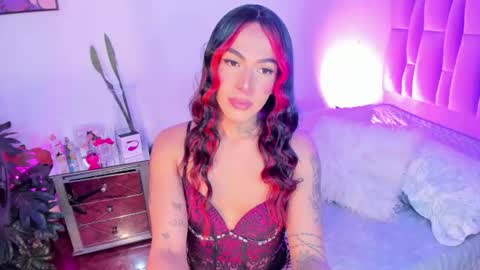 nicol online show from June 11, 3:26 am