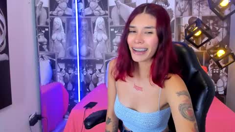 N i c o l e  online show from December 29, 8:04 pm