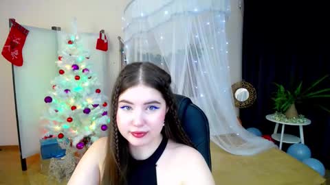 nicolefoxery online show from December 21, 10:40 pm