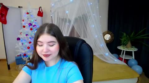 nicolefoxery online show from December 26, 8:11 pm