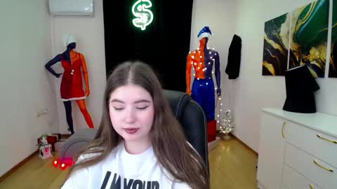 nicolefoxery online show from December 28, 9:40 pm