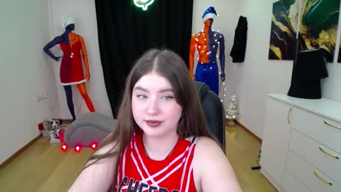 nicolefoxery online show from January 16, 9:27 am