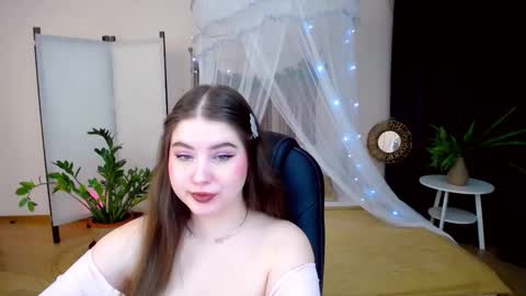 nicolefoxery online show from January 19, 6:21 pm