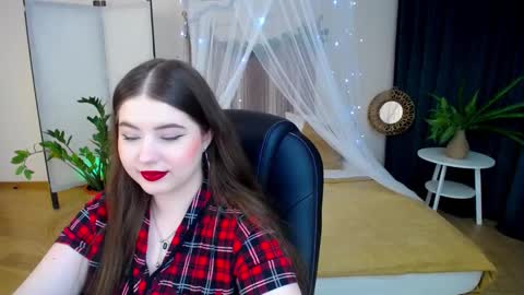 nicolefoxery online show from January 31, 6:36 pm