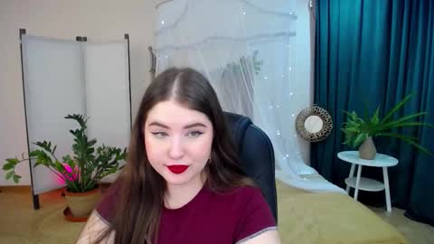 nicolefoxery online show from February 12, 6:40 am