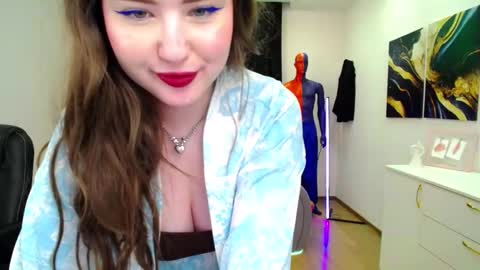 nicolefoxery online show from March 5, 6:23 am