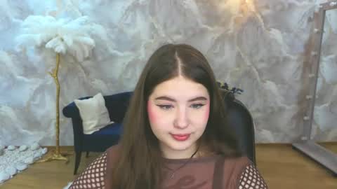 nicolefoxery online show from September 19, 6:19 pm