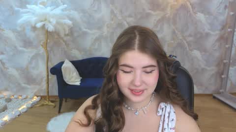 nicolefoxery online show from September 23, 3:20 am