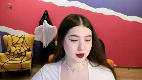 nicolefoxery online show from October 25, 6:35 pm