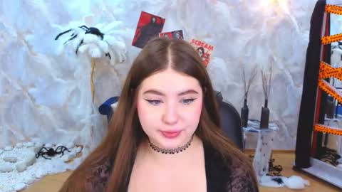 nicolefoxery online show from October 26, 6:25 pm