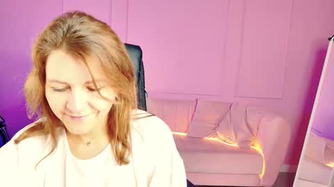 nicolehits online show from November 1, 9:22 am