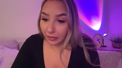 nicolelovesyou444 online show from April 30, 12:00 pm
