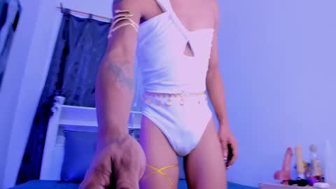 Snapshot of nicolemadrird chatting on November 6, 3:07 am nicolemadrird online show from November 6, 3:07 am