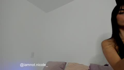 Snapshot of nicolemanson chatting on January 21, 11:34 pm Nicole Manson online show from January 21, 11:34 pm