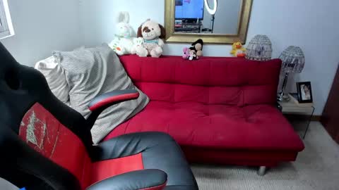 Nicolettcolin  online show from December 18, 6:46 pm