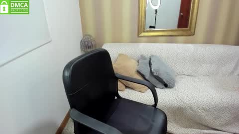 Nicolettcolin  online show from October 17, 6:54 pm