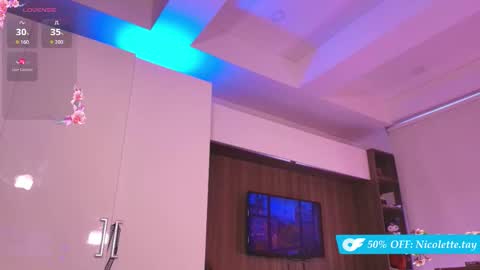 Nicol  online show from December 3, 2:26 pm