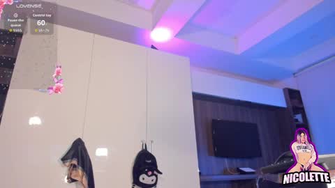 Nicol  online show from April 29, 2:21 pm