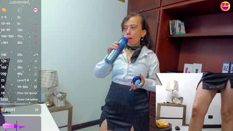 Snapshot of nicolettryan chatting on January 18, 6:10 pm Nicolett Ryan  online show from January 18, 6:10 pm
