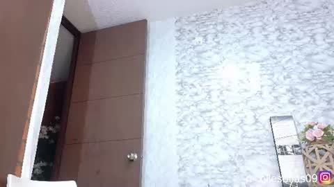 Snapshot of nicolle4 chatting on July 19, 10:02 pm nicolle4 online show from July 19, 10:02 pm