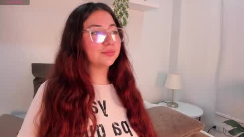 nicolle_evanss_ online show from April 25, 4:15 am