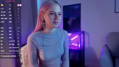 Kim online show from February 6, 8:18 am