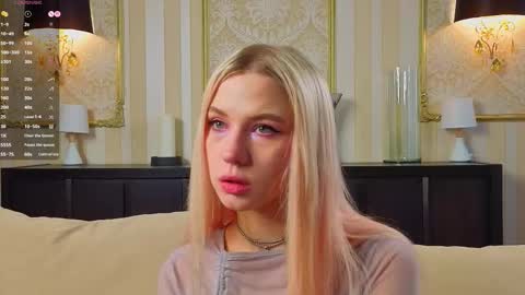 Kim online show from March 4, 8:09 am