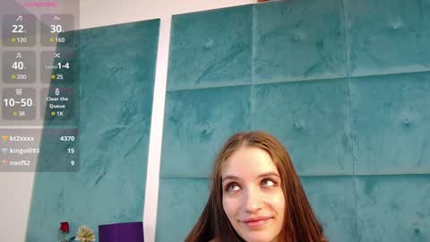 Nicolle online show from December 17, 12:56 am