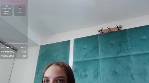 Nicolle online show from January 16, 3:23 am