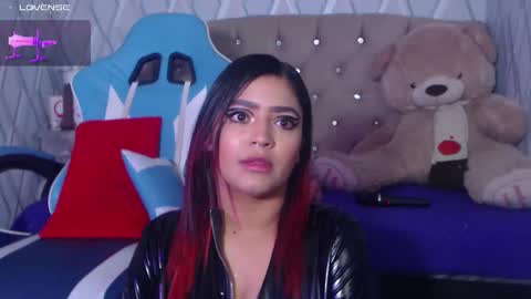 Nicolle Miley online show from January 20, 6:53 am