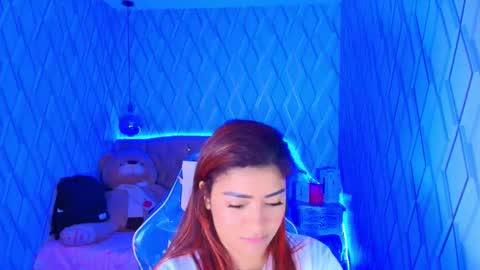 Nicolle Miley online show from November 16, 3:23 am