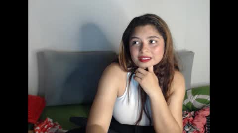 NicollGreen online show from October 13, 4:51 pm