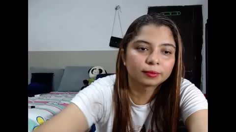 NicollGreen online show from October 23, 8:18 pm