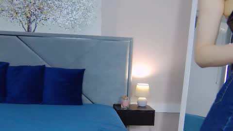 NicolRos online show from December 5, 10:02 am