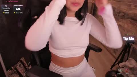 NicolRoss online show from November 24, 5:56 pm