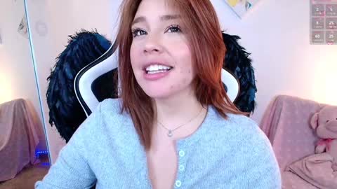 Snapshot of nicolthompsonn chatting on February 1, 2:16 am Nicol online show from February 1, 2:16 am
