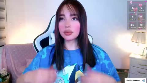 Snapshot of nicolthompsonn chatting on October 26, 1:44 am Nicol online show from October 26, 1:44 am