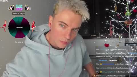 NicoSlowmoo online show from December 19, 10:28 pm