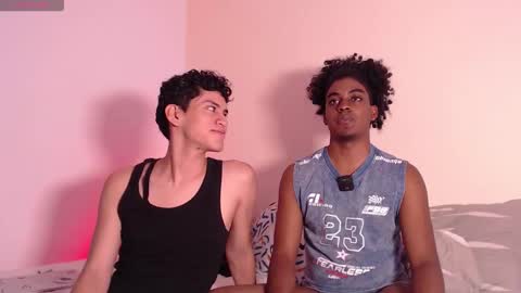 Nico y Mark online show from December 19, 5:47 am