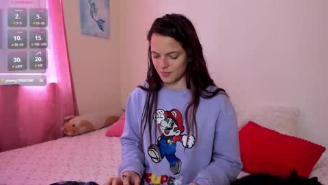 Snapshot of niela_go chatting on September 18, 2:30 pm Niela online show from September 18, 2:30 pm