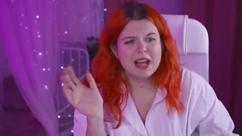 Snapshot of nielletablossom chatting on January 27, 8:51 am Nellie online show from January 27, 8:51 am