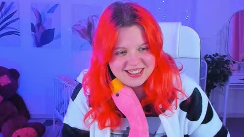 Snapshot of nielletablossom chatting on February 4, 12:08 am Nellie online show from February 4, 12:08 am